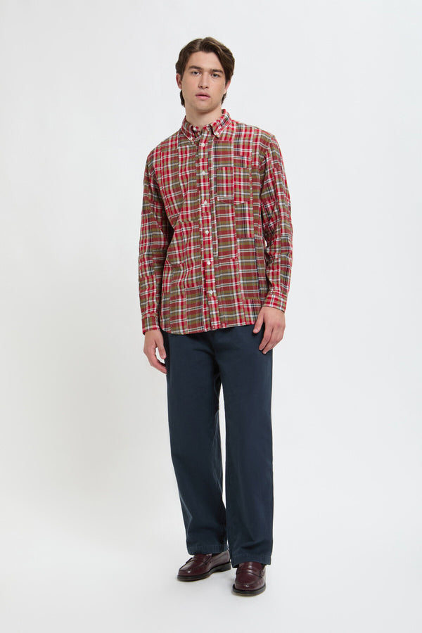 Kariertes Button-Down-Shirt mit Brusttasche