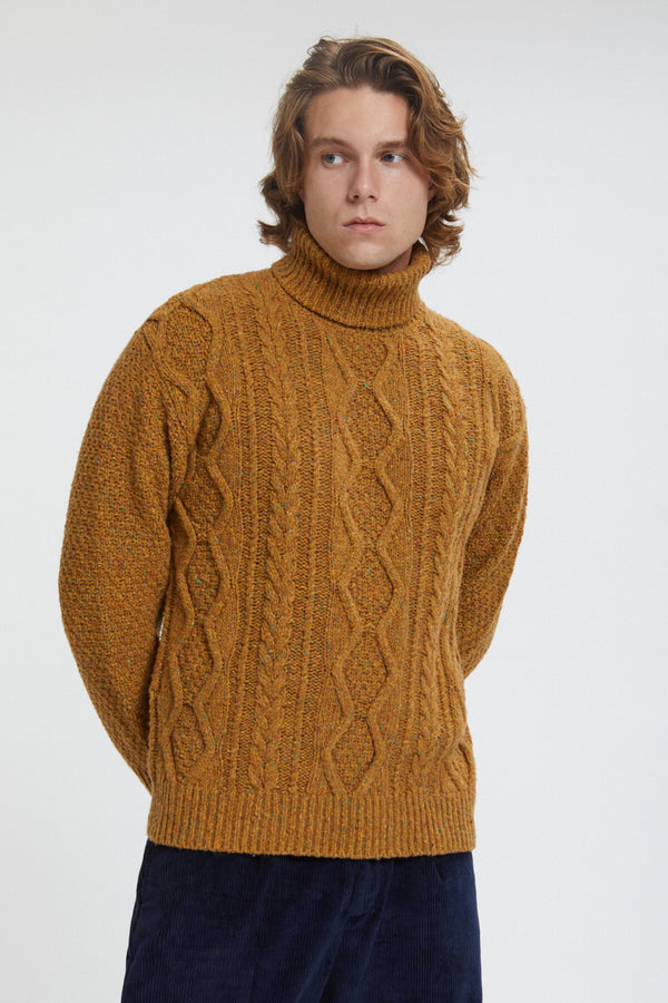 Maglione a collo alto Aran